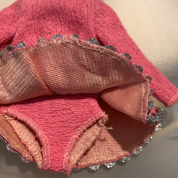 Vintage Barbie skating outfit includes skates circa 1960’s - Picture 8 of 9